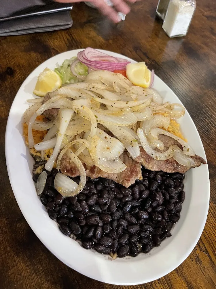 Bistec Encebollado Onions Steak